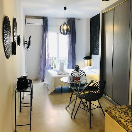 Cozy Studio Malaga Centro By AlohaMálaga Buitenkant foto